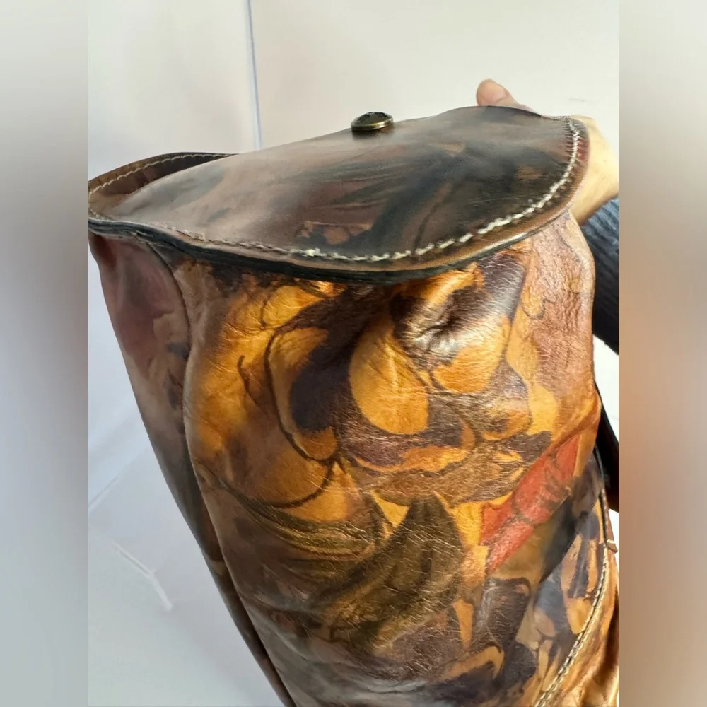 Patricia Nash Lione Heritage Multi Color Floral Print Large Leather Shoulder Bag - Picture 9 of 14